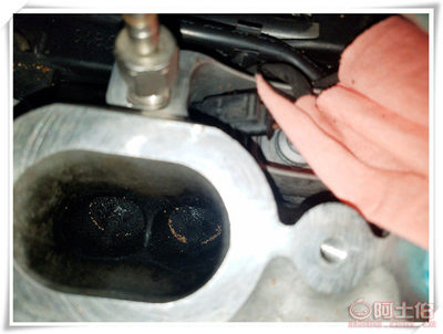 【北京保時(shí)捷帕拉梅拉核桃砂清洗氣門(mén)積碳保養(yǎng)】北京安馳暢達(dá)汽車配件銷售中心 - 產(chǎn)品庫(kù)