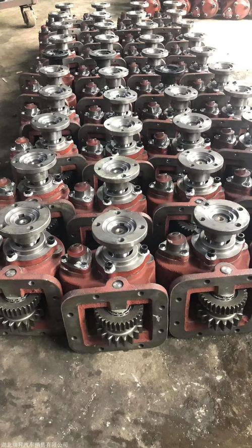 湖北瑞升汽車銷售有限公司 產(chǎn)品展廳 >重汽灑水車配件工廠定制加工